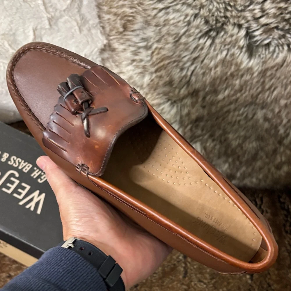 GH Bass Women’s 9.5 Genuine Leather Brown Tassel Loafers - Picture 8 of 11